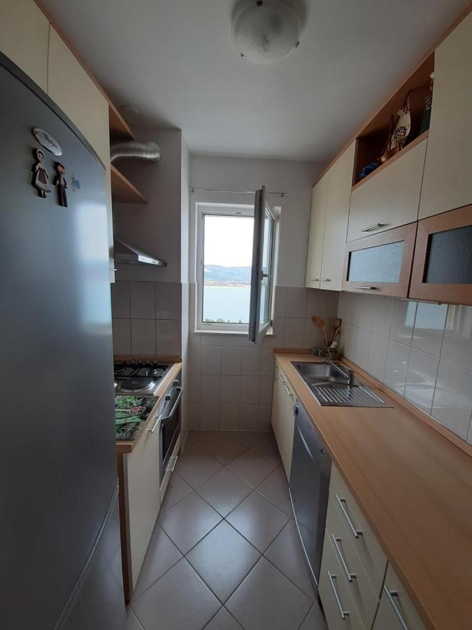 Apartment Jelena Трогир Экстерьер фото